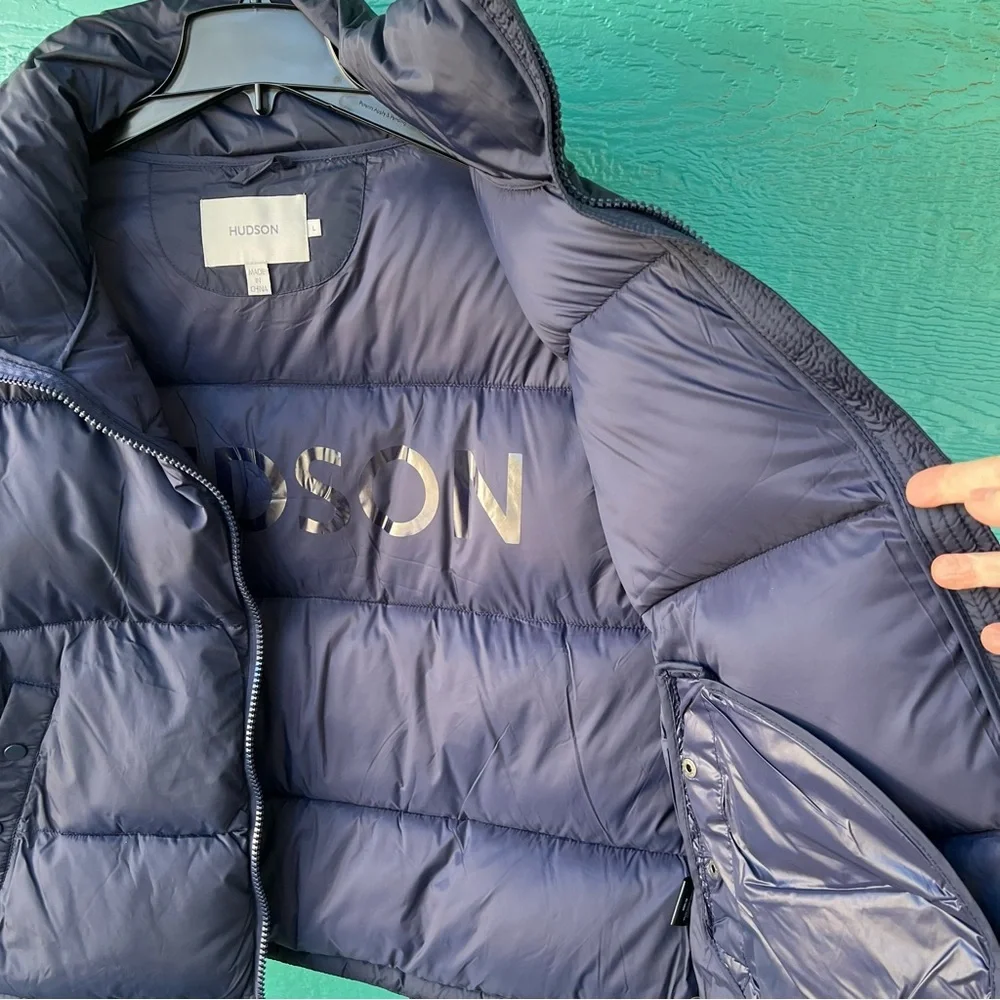 HUDSON HIGH NECK PUFFER JACKET SIZE LARGE NAVY BLUE NWT